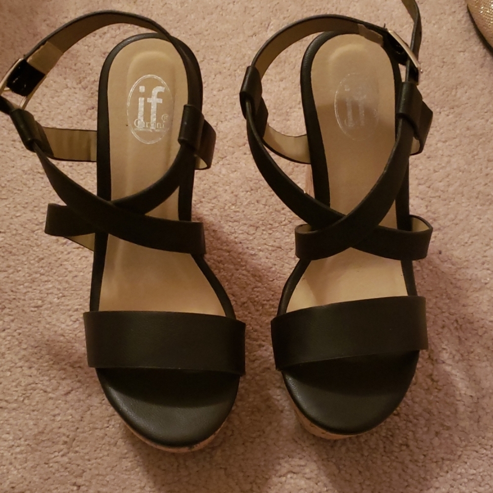 Black strappy wedge heel 6"